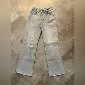 MICA Grey Skies Happy Vibes
Denim Light Gray Size 25